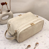 trousse-de-toilette-beige-en-cuir-tendance-femme4