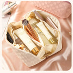 trousse-de-toilette-beige-en-similicuir-femme3