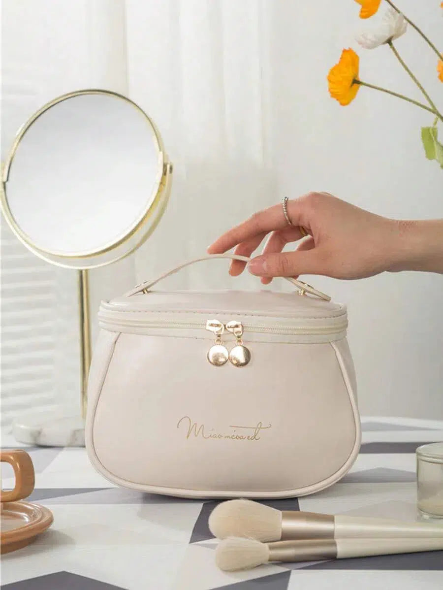 Trousse de Toilette Blanche en Cuir Style Femme