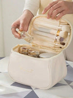 Trousse de Toilette Blanche en Cuir Style Femme