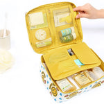 trousse-de-toilette-jaune-smiley-voyage-femme12