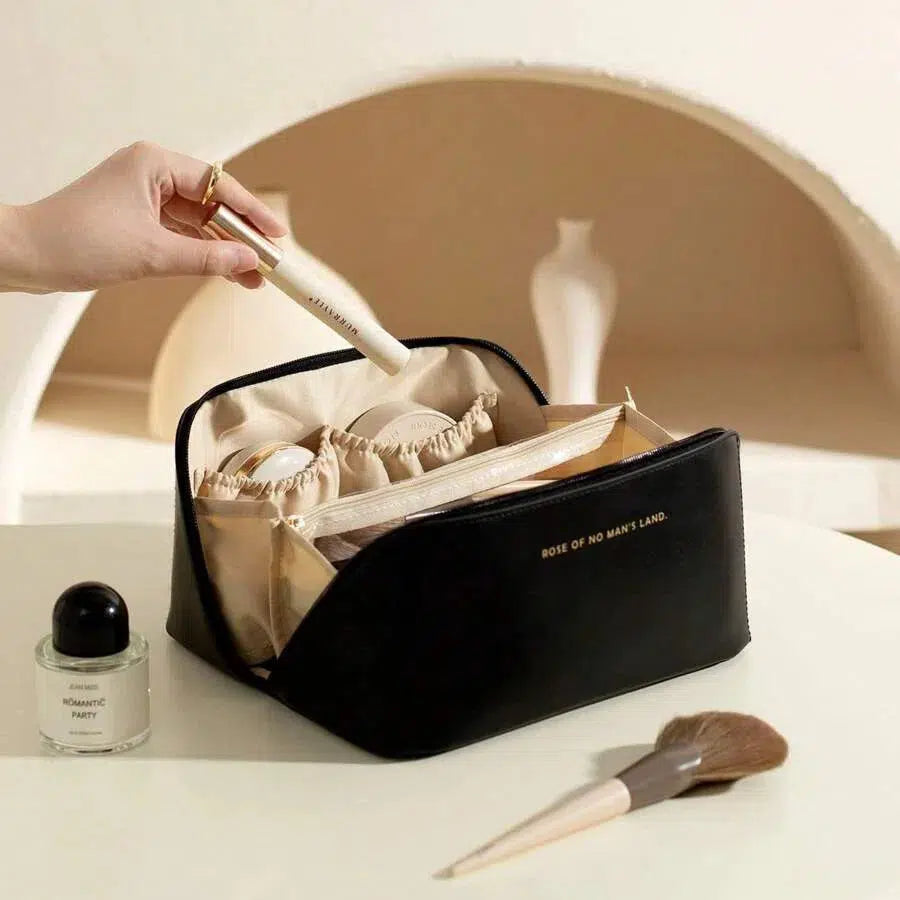 Trousse de Toilette Noire en Cuir Luxe Femme