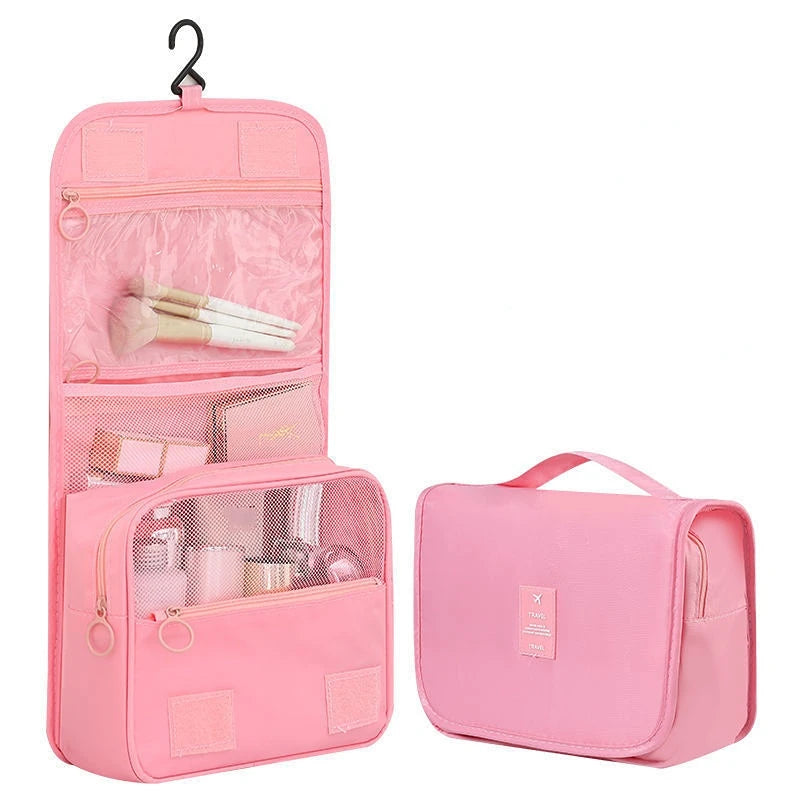 trousse-de-toilette-rose-a-suspendre-femme