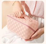 Trousse de Toilette Rose en Cuir Femme Luxe