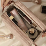 trousse-de-toilette-rose-en-cuir-voyage-tendance-femme3