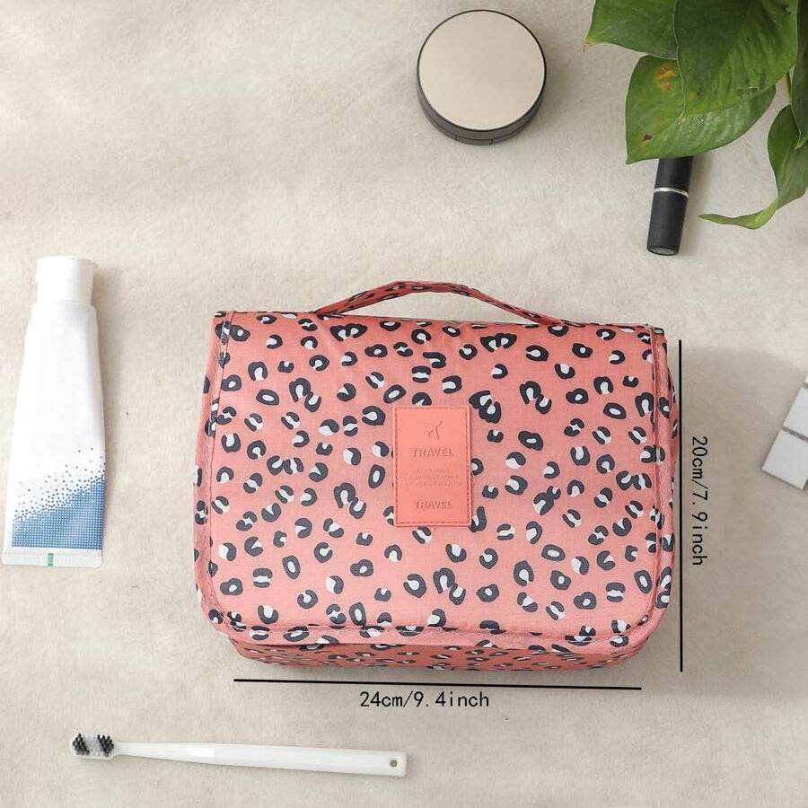 trousse-de-toilette-rose-leopard-voyage-femme2