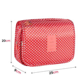 trousse-de-toilette-rouge-etoiles-voyage-femme3